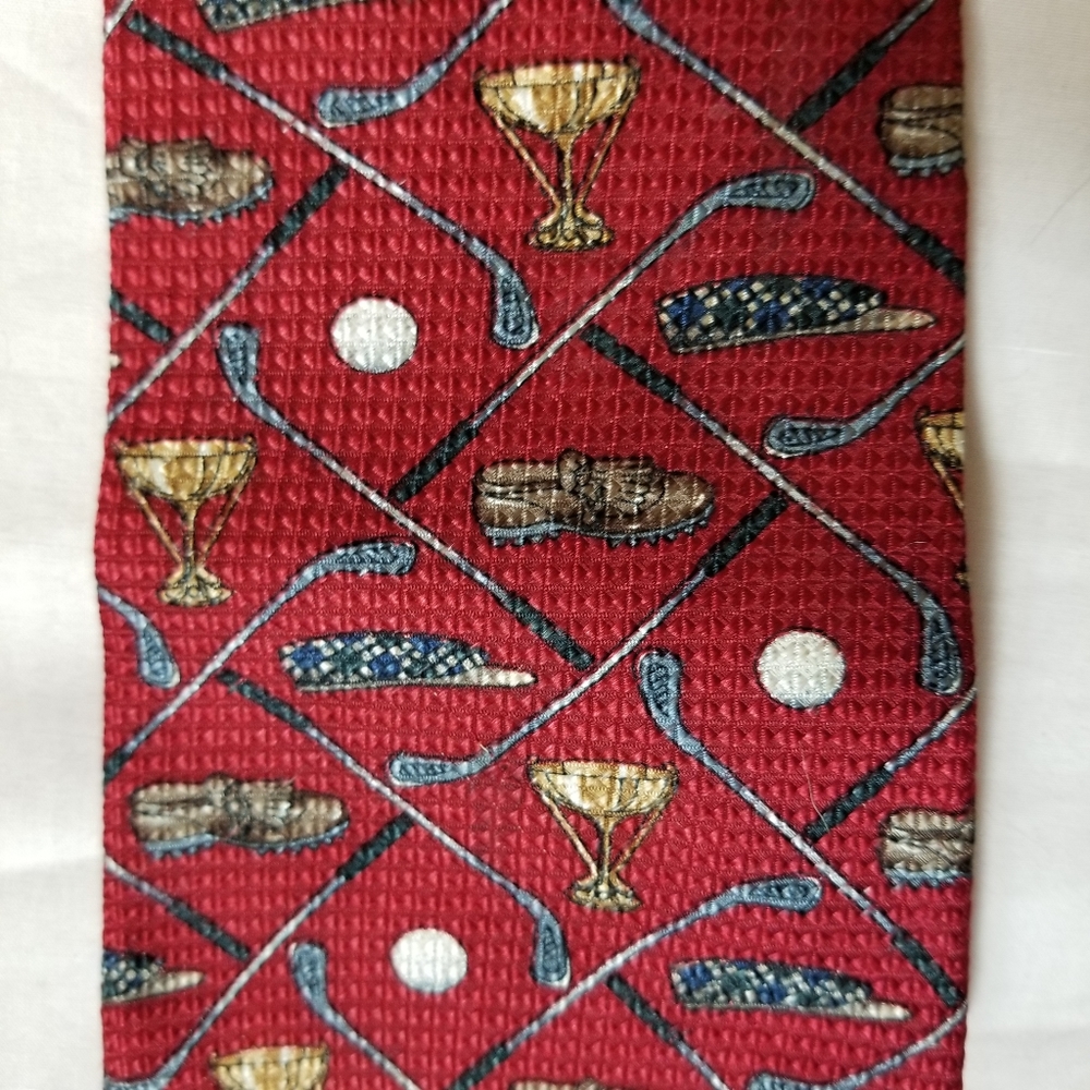Men's JTBeckett 100% Silk Tie Golf Theme USA Made - Picture 3 of 6